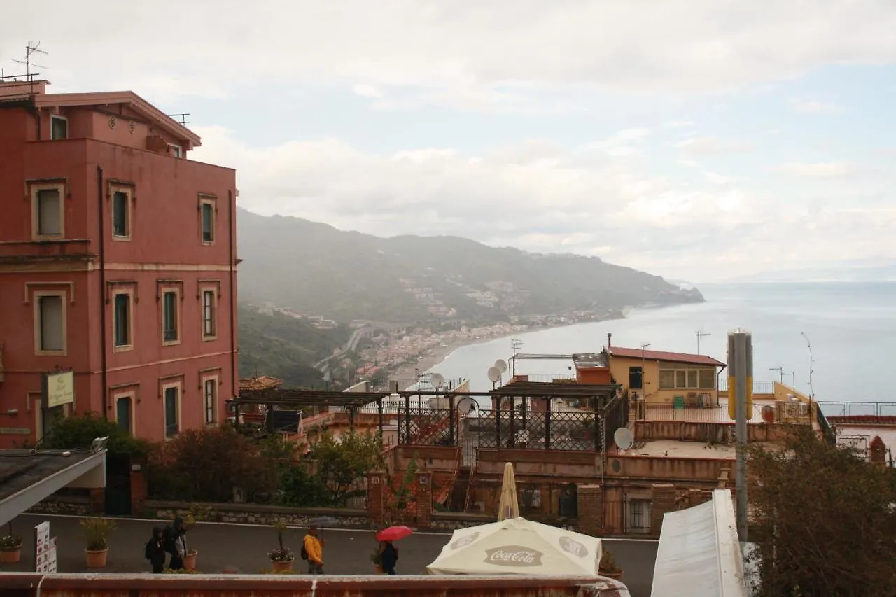 Nice Apartment In Taormina 0*,